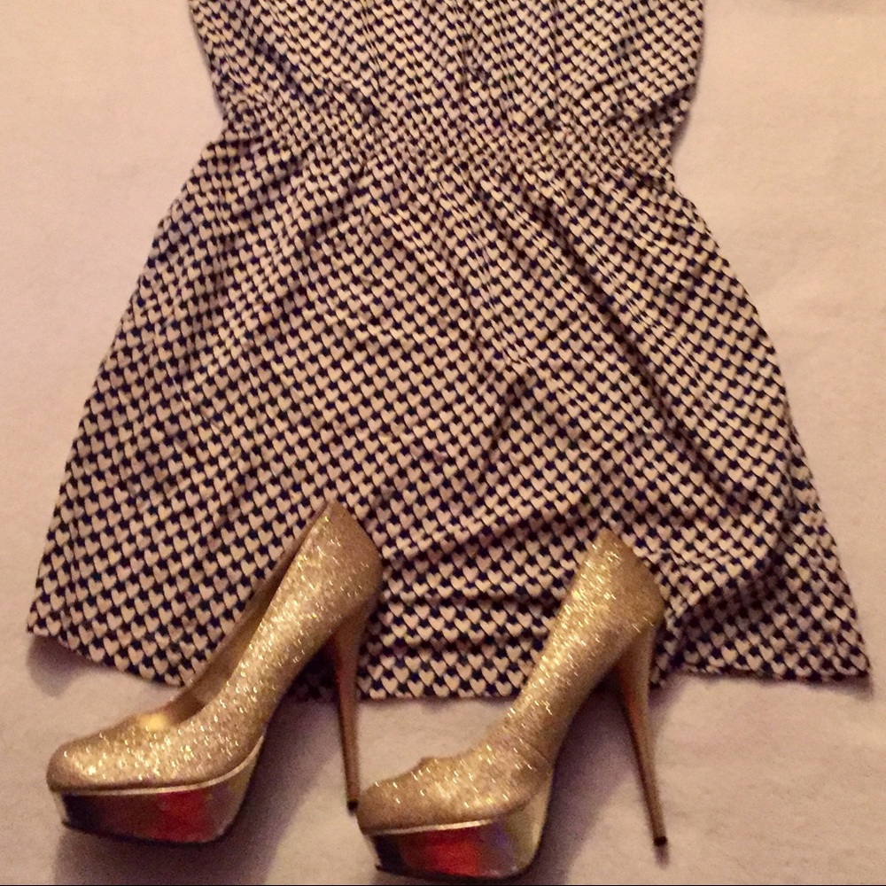 M Rue 21 dress & 8.5 Bamboo gold glitter heels